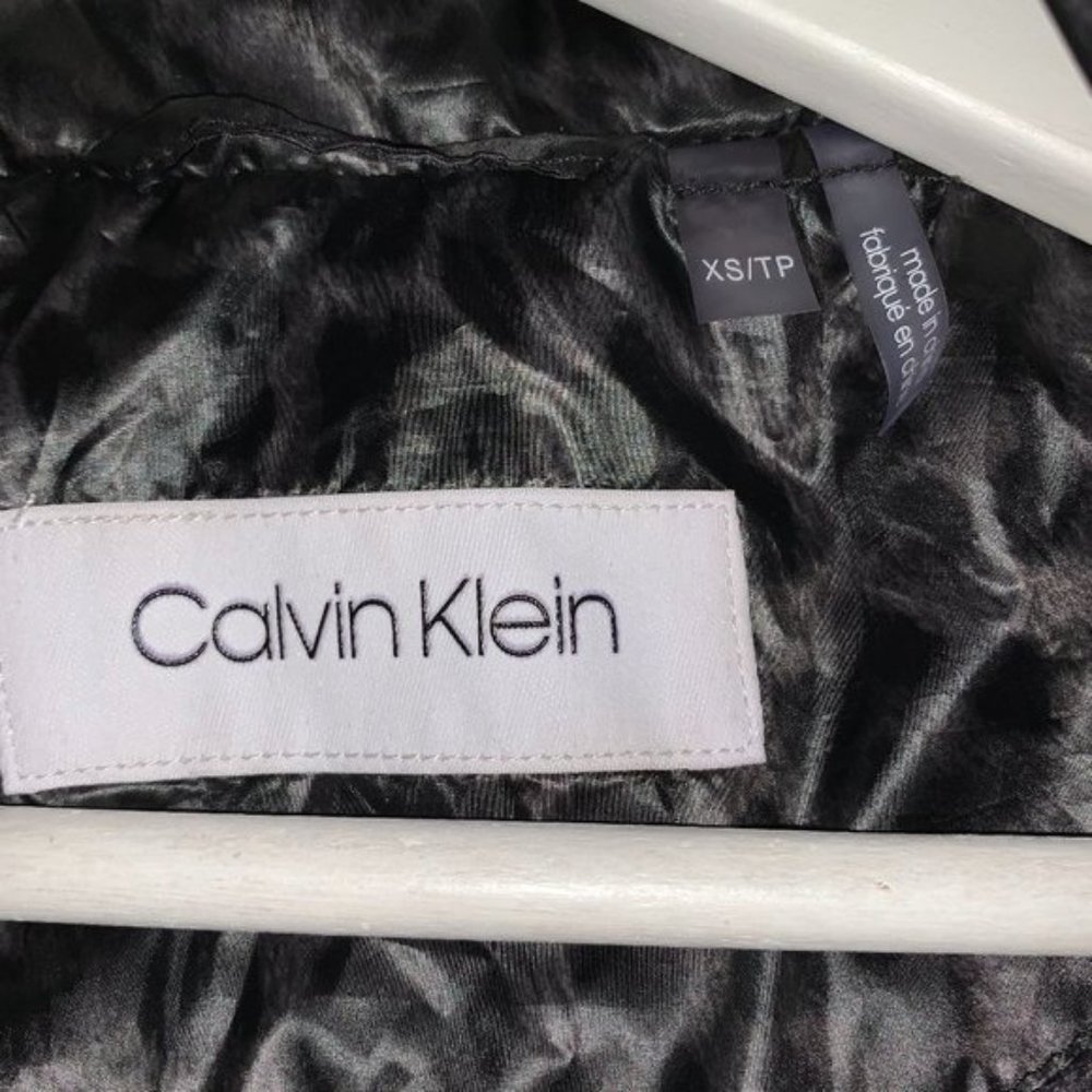 Calvin Klein Black Puffer Jacket, Size XS * - Picture 4 of 7